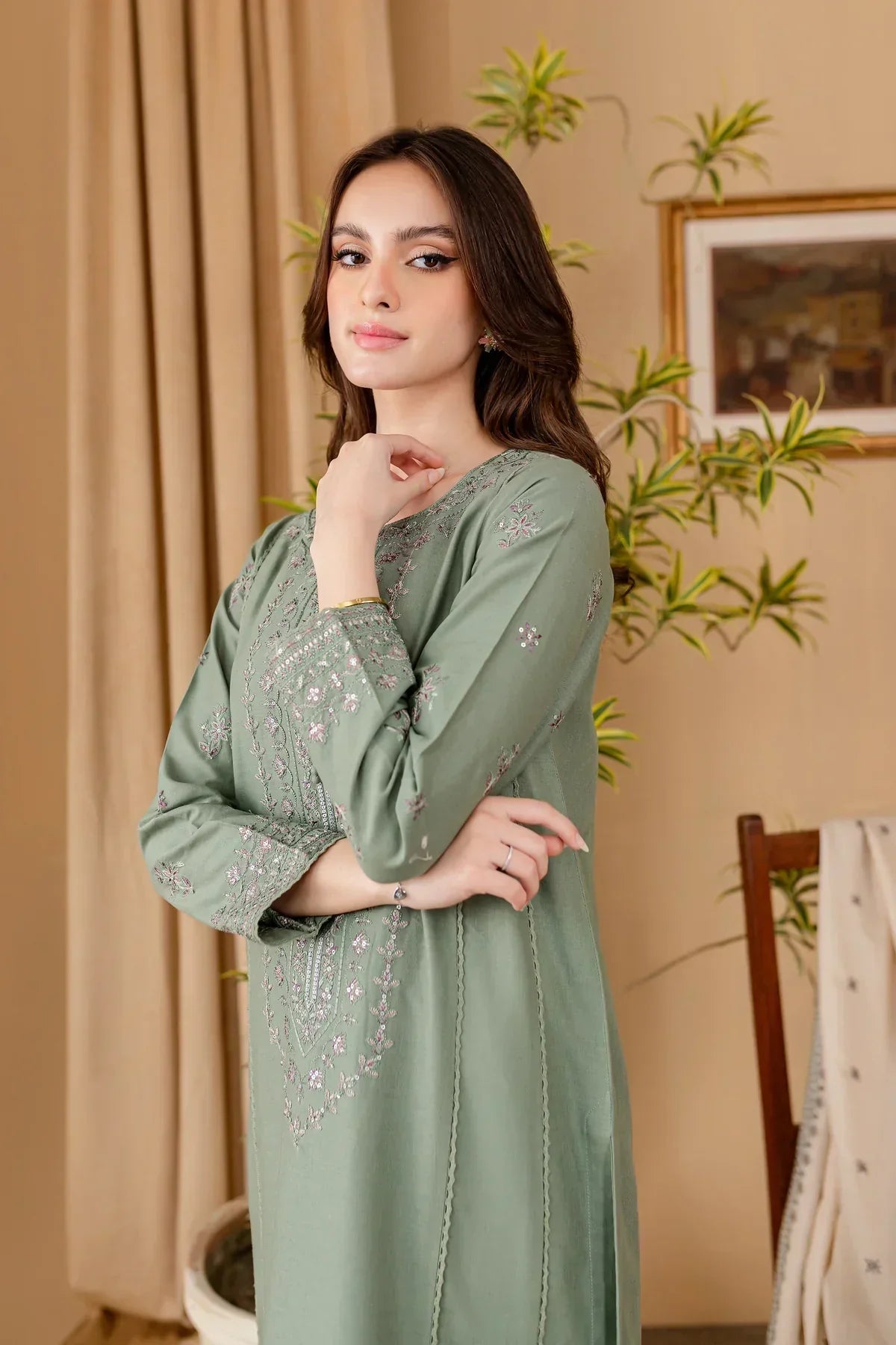 Embroidered Lawn 3 Piece Unstitched Shirt With Lawn Embroidered Dupatta-5029