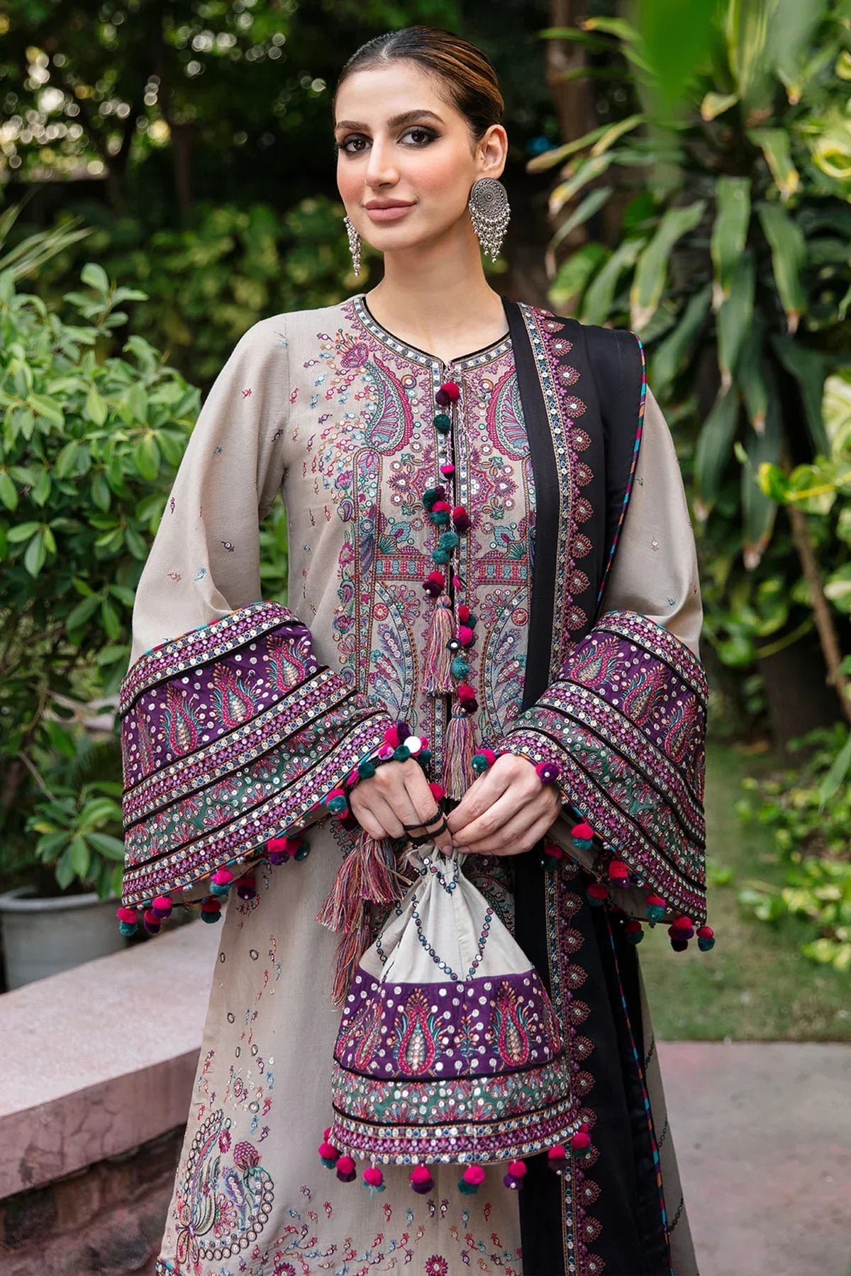 Embroidered Lawn 3 Piece Unstitched Shirt With Cotton Net Viscose Embroidered Dupatta-5122