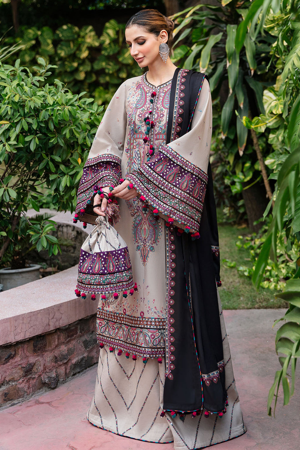 Embroidered Lawn 3 Piece Unstitched Shirt With Cotton Net Viscose Embroidered Dupatta-5122