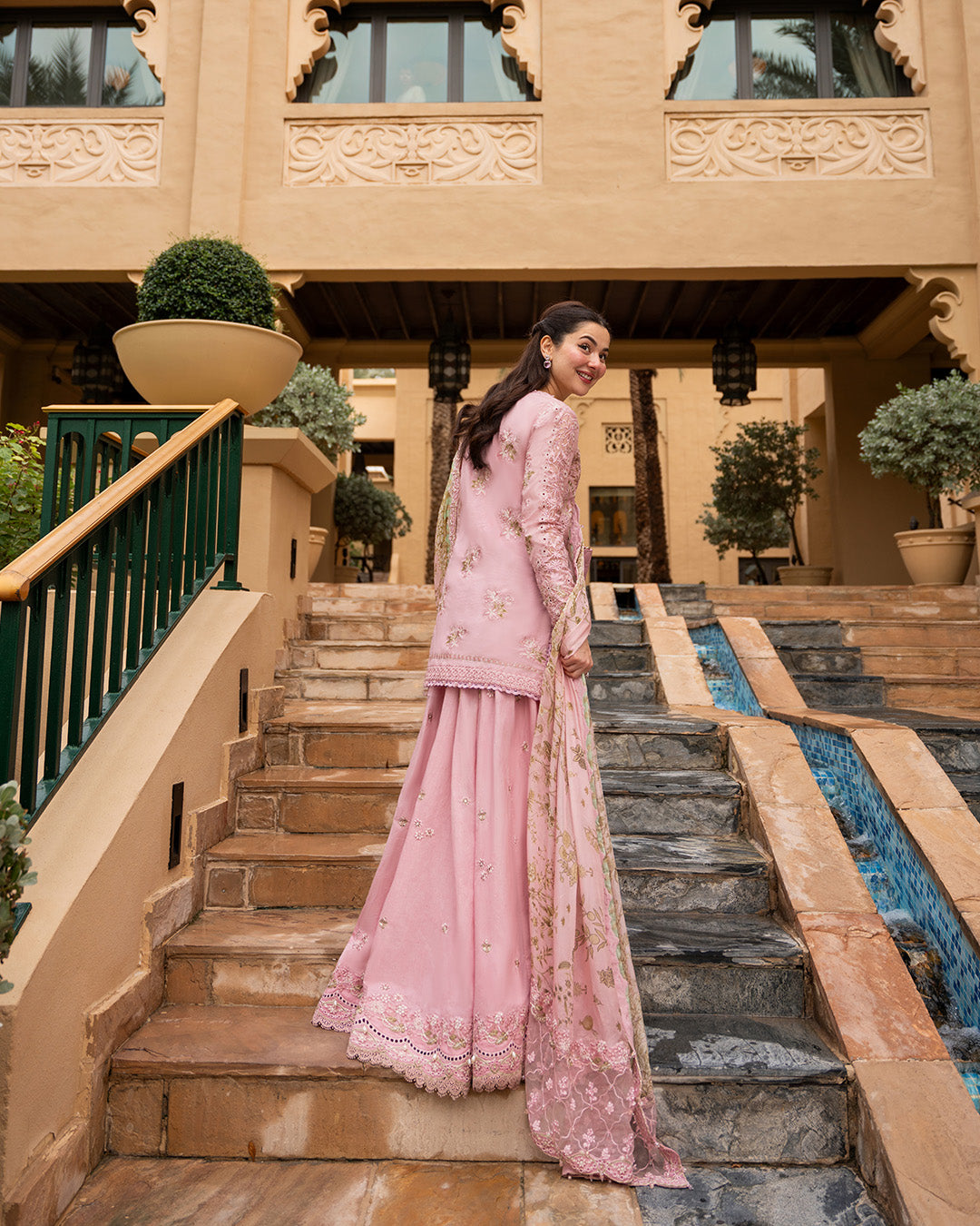 Embroidered Lawn 3 Piece Unstitched Shirt With Chiffon Printed Dupatta-5260