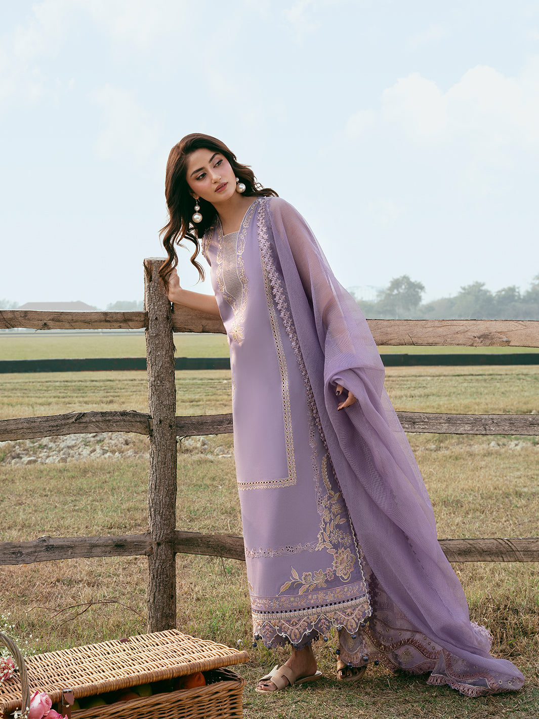 Embroidered Lawn 3 Piece Unstitched Shirt With Khadi Net Embroidered Dupatta-5285