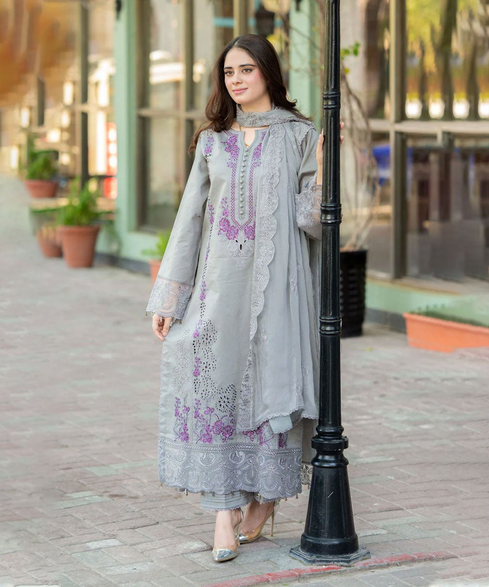 Embroidered Lawn 3 Piece Unstitched Shirt with Chiffon Embroidered Dupatta-5155