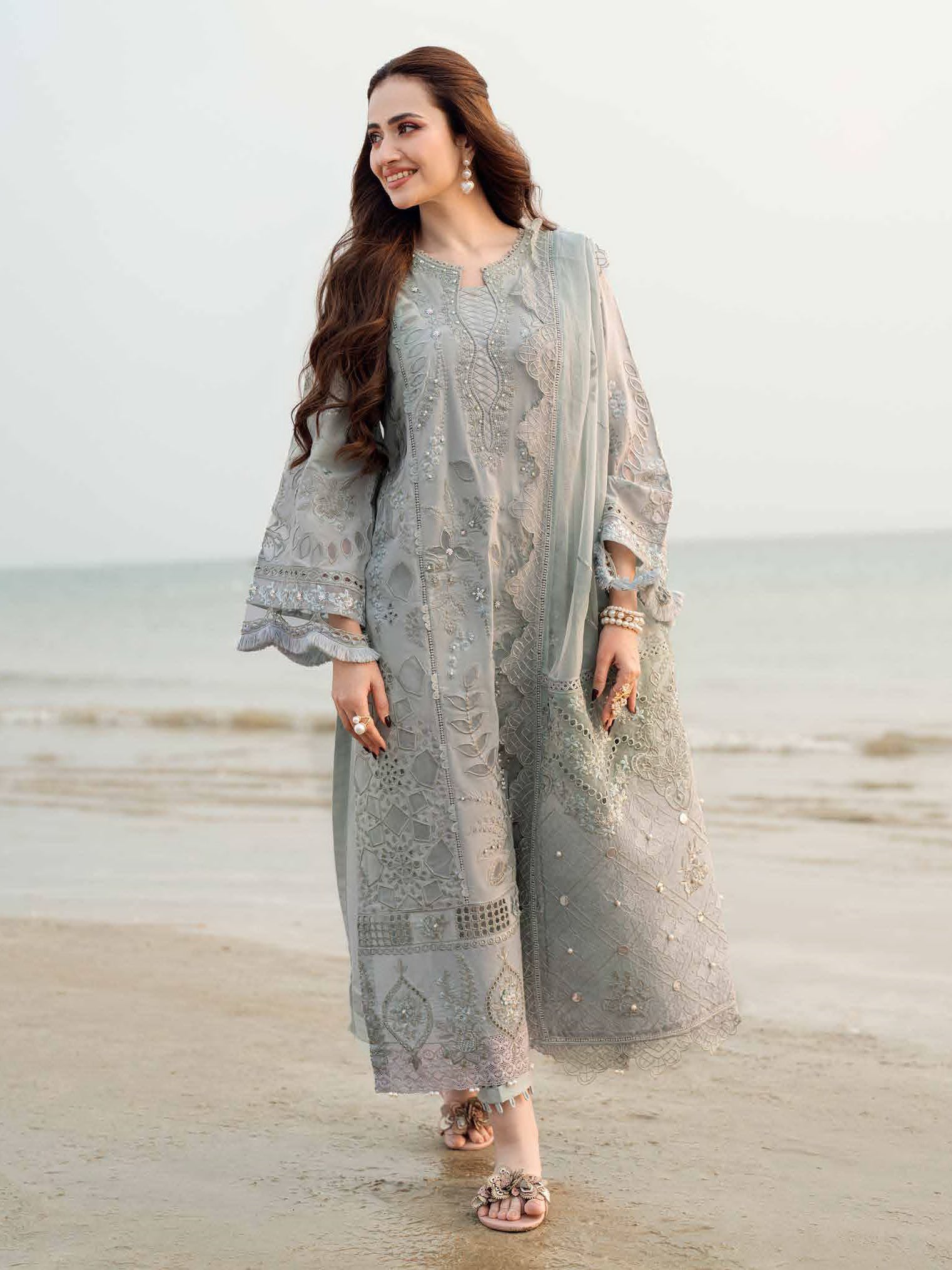 Embroidered Lawn 3 Piece Unstitched Shirt With Khadi Net Embroidered Dupatta-5401